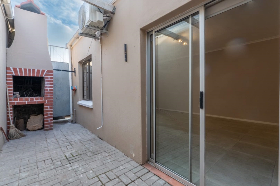 To Let 2 Bedroom Property for Rent in Groenvlei Western Cape